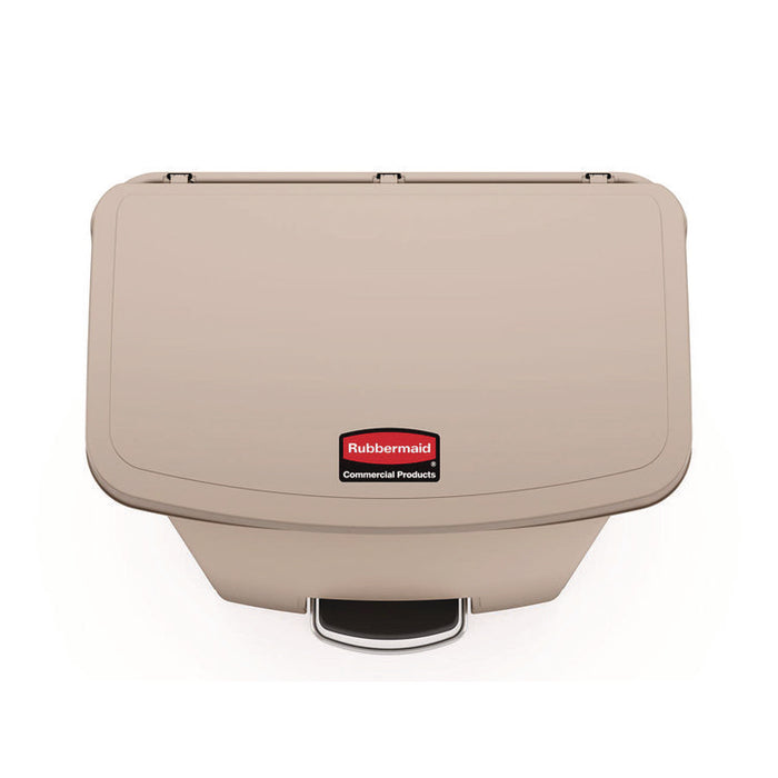 Streamline Resin Step-On Container, Front Step Style, 18 gal, Polyethylene, Beige